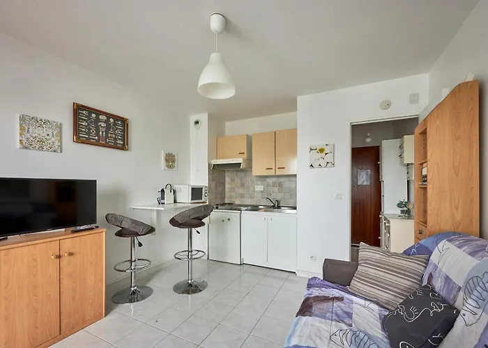 Galys - Appt à 1 Km De La